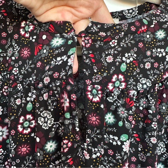 LOFT Black Ruffled Mandarin Collar Blouse - Picture 4 of 6